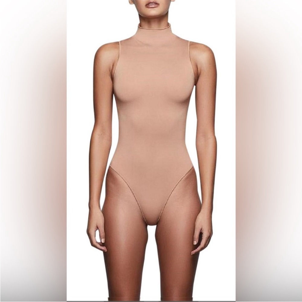 Skims Essential Turtle Neck Sleeveless Bodysuit Womens 2XL Nude Beige Seamless
